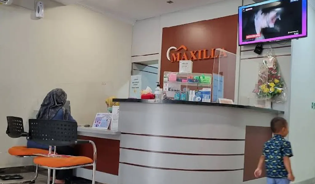 10. Maxilla Dental Center 10. Maxilla Dental Center