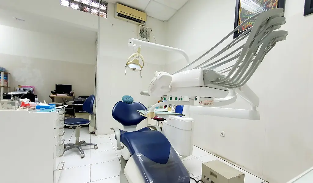 14. Denta Medica 14. Denta Medica
