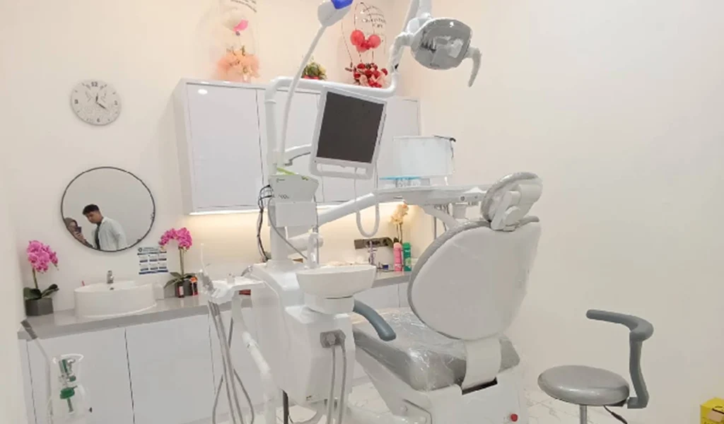 9. Cheers Dental Care 9. Cheers Dental Care