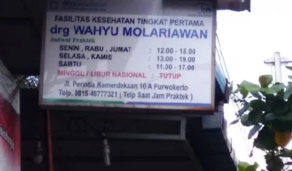 9. drg. Wahyu Molariawan 9. drg. Wahyu Molariawan