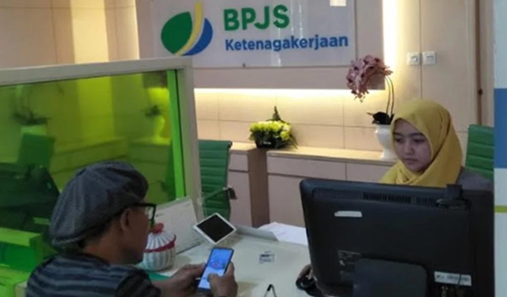 Tips Menghindari Antrean Panjang di Kantor BPJS Cikupa Tips Menghindari Antrean Panjang di Kantor BPJS Cikupa